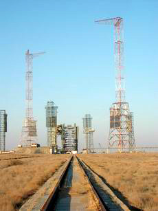 Вид на башню обслуживания со стороны УКСС